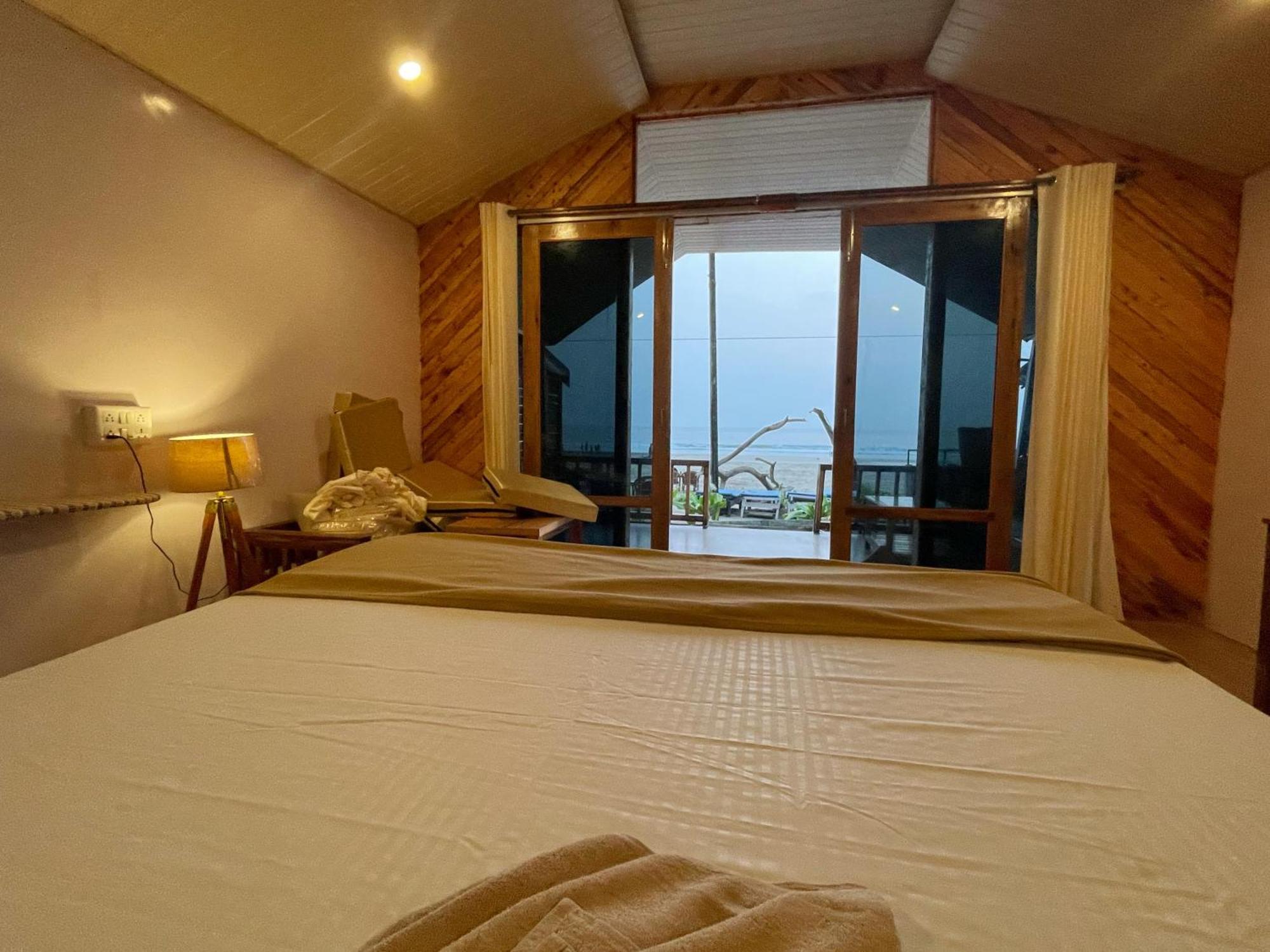 Ducknchill-Agonda Hotel Kültér fotó