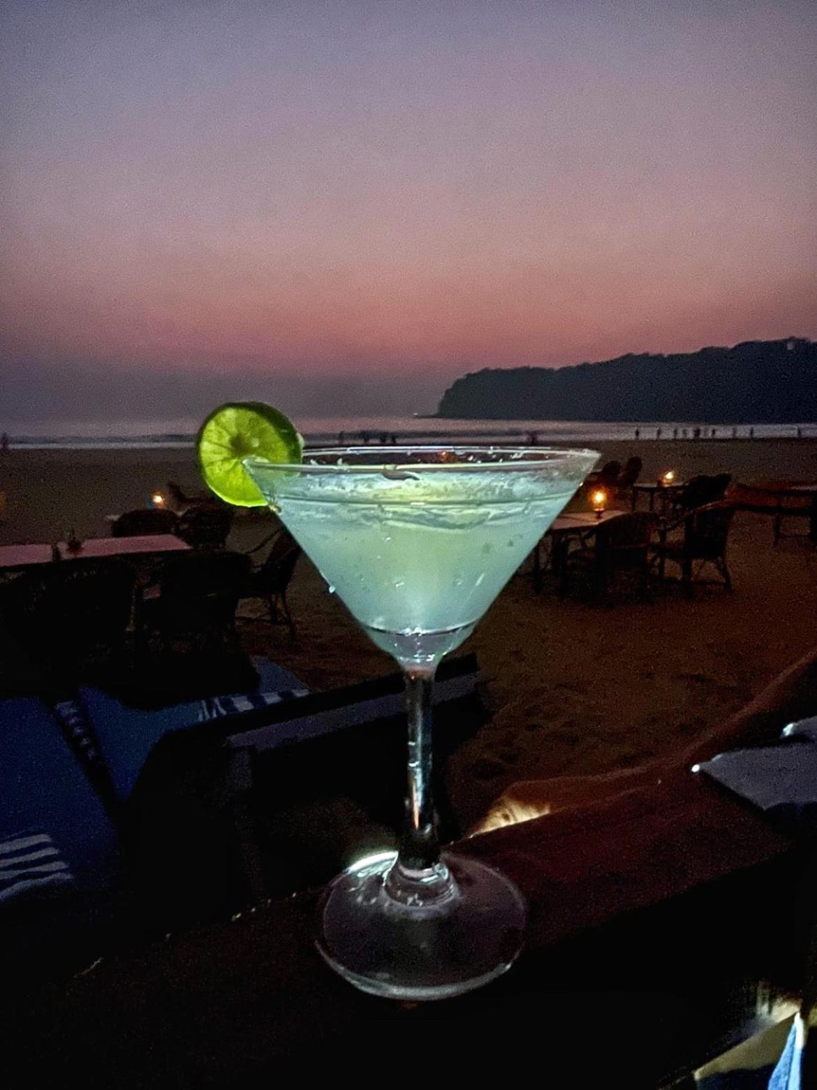 Ducknchill-Agonda Hotel Kültér fotó
